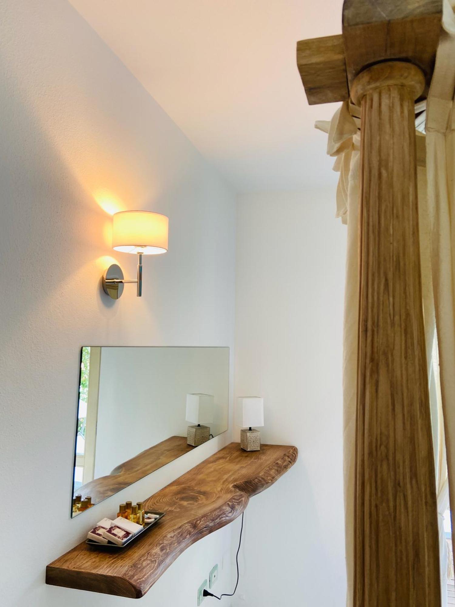 Lotus Wellness Apartment - Resort Ginestre - Palau - Sardinia Dış mekan fotoğraf